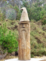 Sculpture in dunnet forest