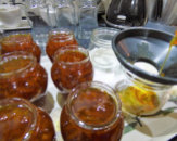 Cooking marmalade at the bed and breakfast